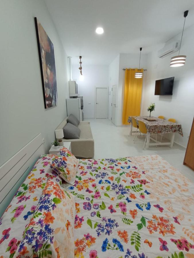Unique Apartment Alicante Bagian luar foto