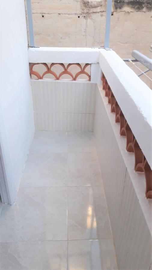 Unique Apartment Alicante Bagian luar foto